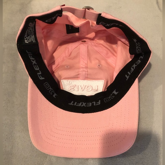 Pink Levis hat - Picture 2 of 4